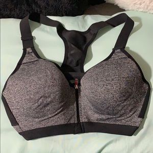 Vs sports bra